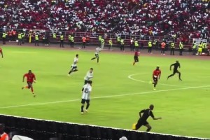 只有犯规才能阻止梅西🐮