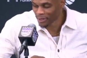 萨克拉门托王婆🤣威少：谦虚地说，我是史上篮板能力最强后卫！